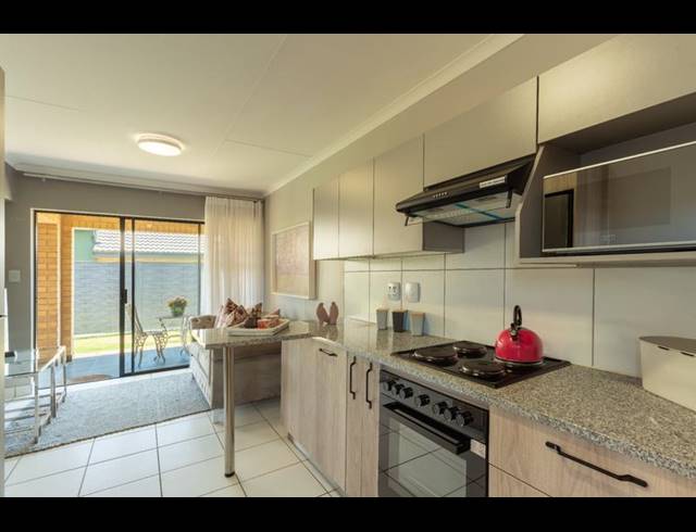 1 BEDROOM PROPERTY TO RENT IN MONTANA TUINE